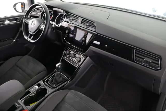 Volkswagen Touran (2018) thumbnail 37