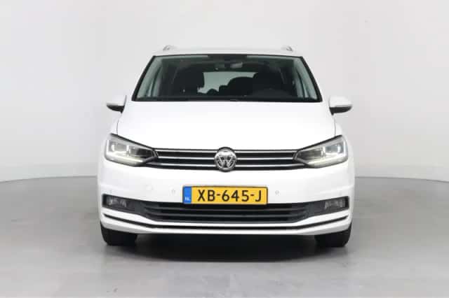 Volkswagen Touran (2018) thumbnail 9