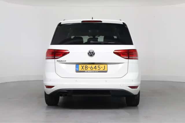 Volkswagen Touran (2018) thumbnail 10