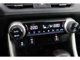 Toyota RAV4 (2023) thumbnail 18