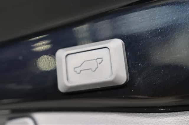 Toyota RAV4 (2023) thumbnail 20