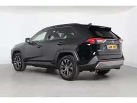 Toyota RAV4 (2023) thumbnail 3
