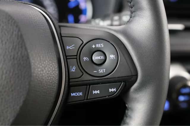 Toyota RAV4 (2023) thumbnail 23