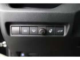 Toyota RAV4 (2023) thumbnail 33