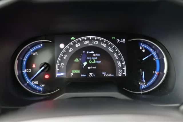 Toyota RAV4 (2023) thumbnail 34