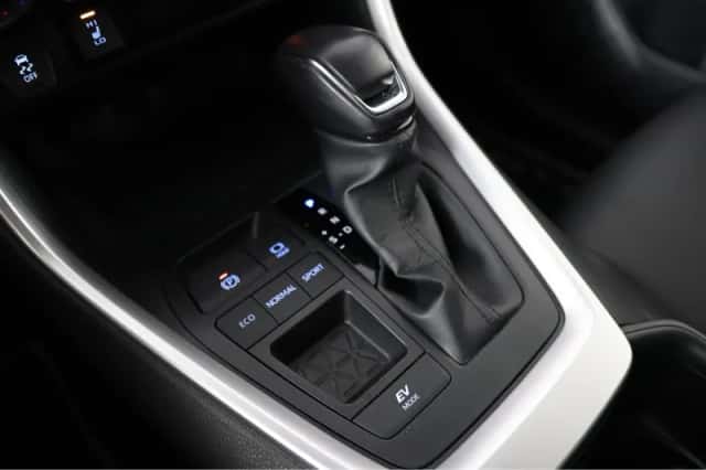 Toyota RAV4 (2023) thumbnail 37