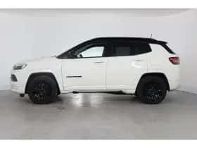 Jeep Compass (2022) thumbnail 2