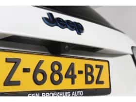 Jeep Compass (2022) thumbnail 16