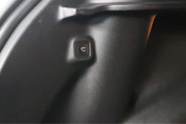 Jeep Compass (2022) thumbnail 18