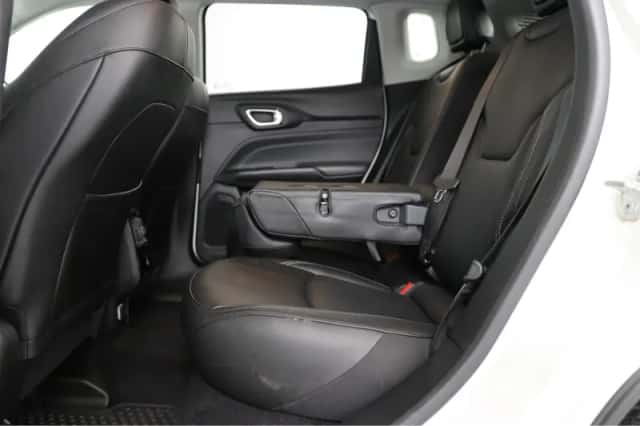 Jeep Compass (2022) thumbnail 30