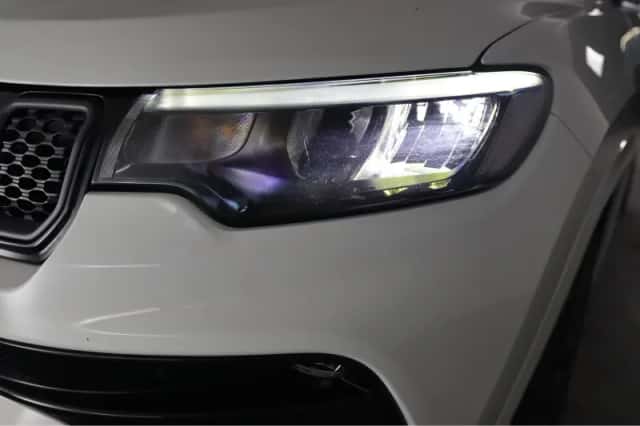 Jeep Compass (2022) thumbnail 35