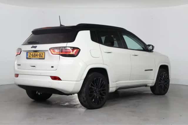 Jeep Compass (2022) thumbnail 7