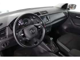 Škoda Fabia (2022) thumbnail 5