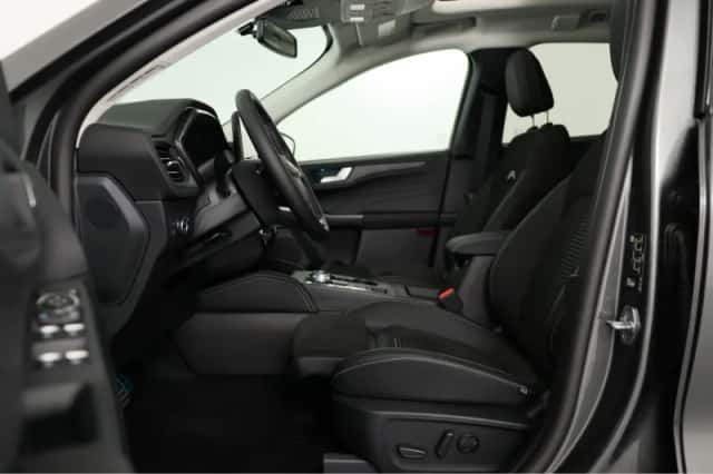 Ford Kuga (2026) thumbnail 28