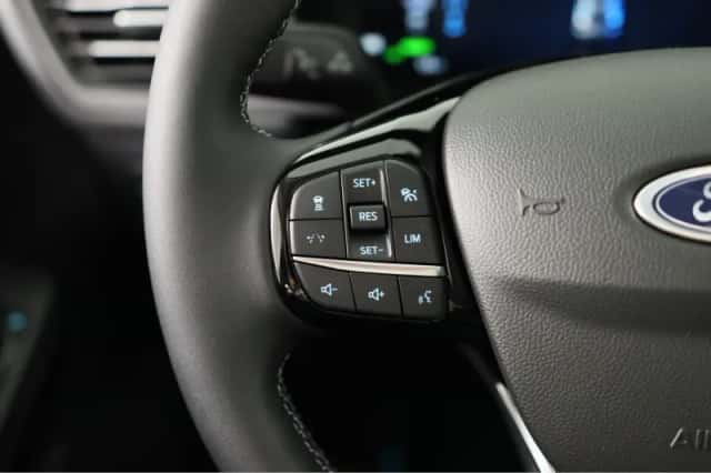 Ford Kuga (2026) thumbnail 37