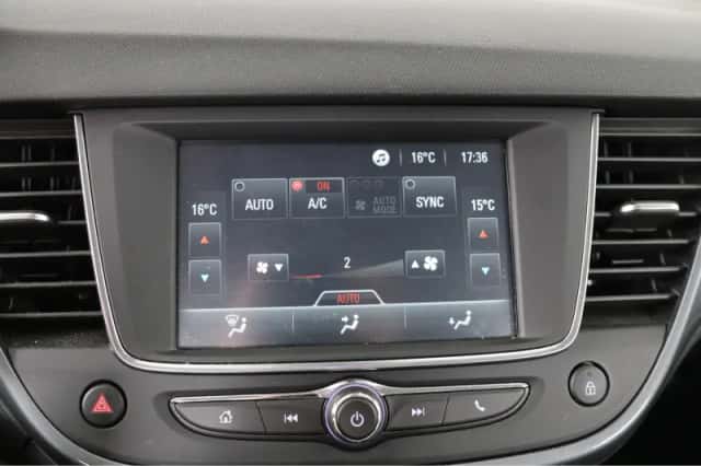 Opel Crossland X (2020) thumbnail 30