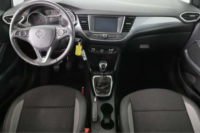 Opel Crossland X (2020) thumbnail 4