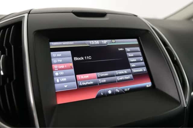 Ford S-Max (2016) thumbnail 18