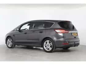 Ford S-Max (2016) thumbnail 3