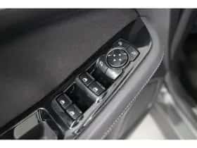 Ford S-Max (2016) thumbnail 25