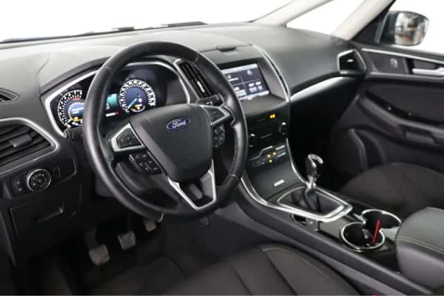 Ford S-Max (2016) thumbnail 5