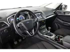 Ford S-Max (2016) thumbnail 5