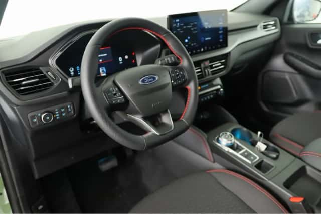 Ford Kuga (2026) thumbnail 5