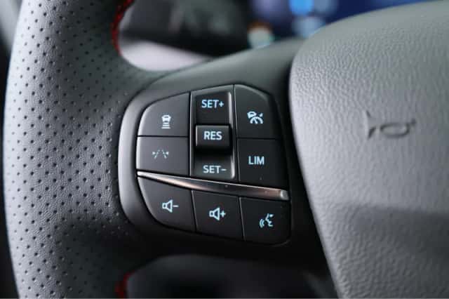 Ford Kuga (2026) thumbnail 17