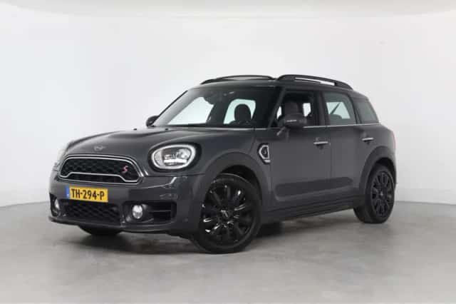 MINI Countryman (2018) thumbnail 1