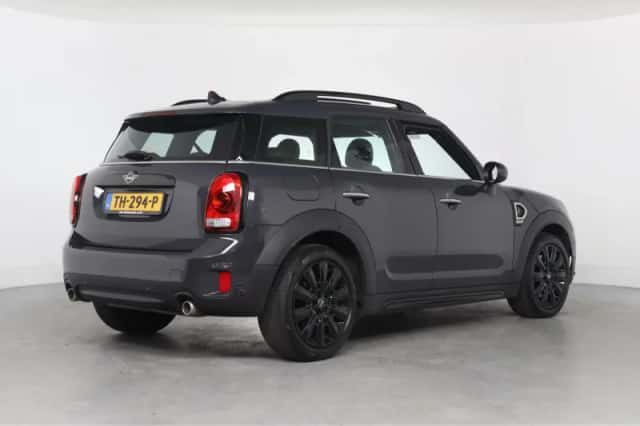 MINI Countryman (2018) thumbnail 11