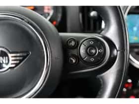 MINI Countryman (2018) thumbnail 26