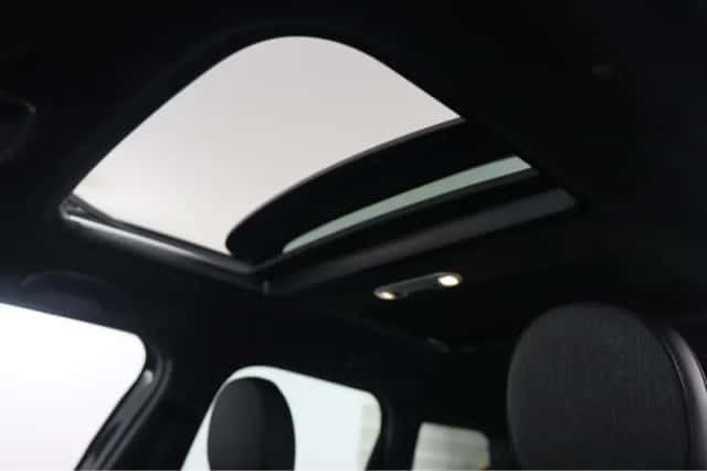 MINI Countryman (2018) thumbnail 30
