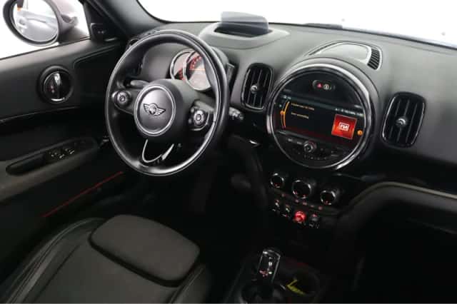 MINI Countryman (2018) thumbnail 32