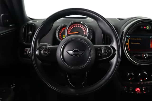 MINI Countryman (2018) thumbnail 33
