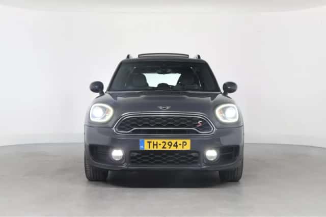 MINI Countryman (2018) thumbnail 10
