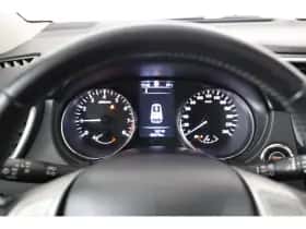 Nissan Qashqai (2017) thumbnail 5