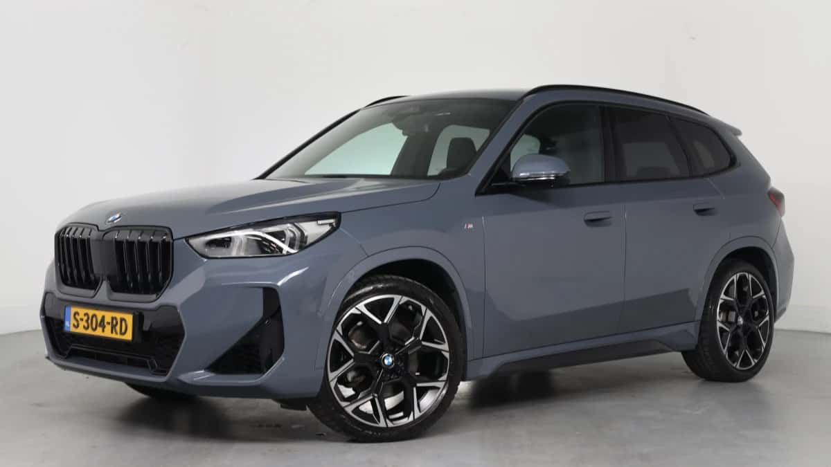 BMW X1 (2023) — foto 1