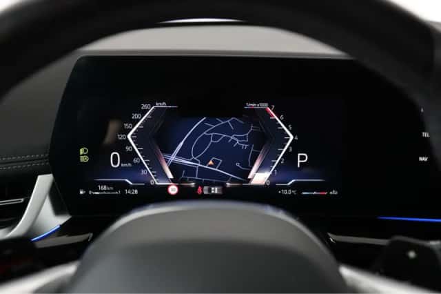 BMW X1 (2023) thumbnail 13