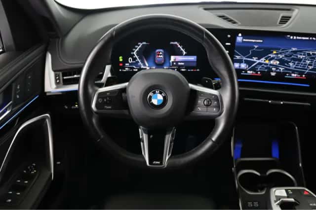 BMW X1 (2023) thumbnail 18