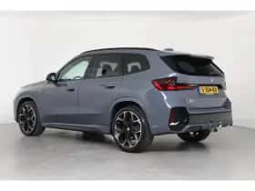 BMW X1 (2023) thumbnail 3