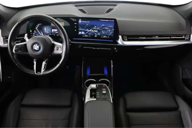 BMW X1 (2023) thumbnail 5