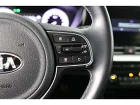Kia Niro (2021) thumbnail 25