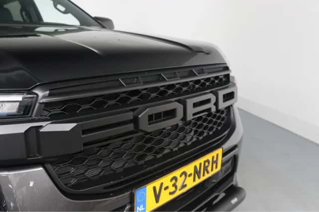 Ford Ranger (2025) thumbnail 4