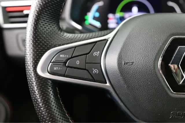 Renault Clio (2022) thumbnail 21