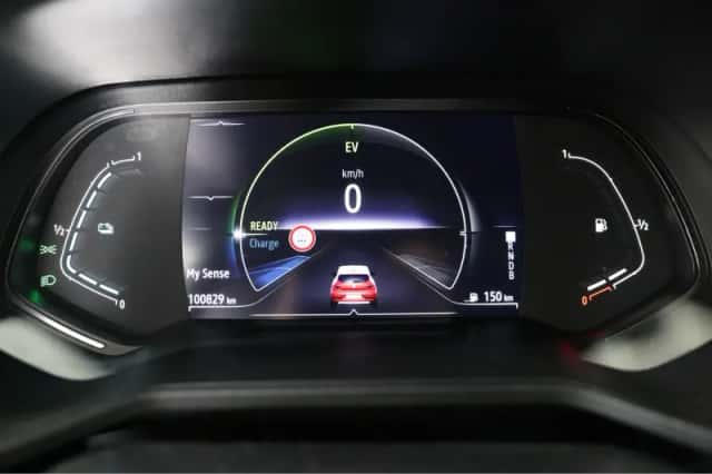 Renault Clio (2022) thumbnail 25
