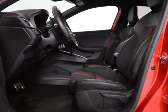 Renault Clio (2022) thumbnail 5