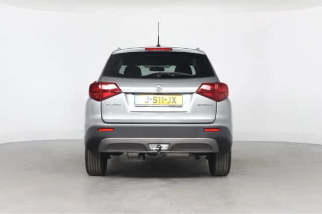 Suzuki Vitara (2019) thumbnail 12
