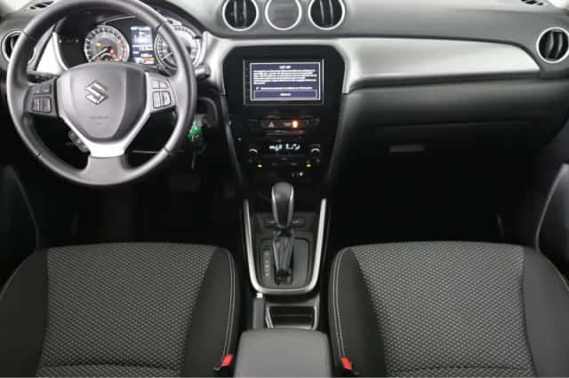 Suzuki Vitara (2019) thumbnail 4