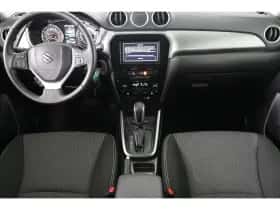 Suzuki Vitara (2019) thumbnail 4
