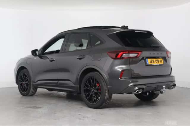 Ford Kuga (2026) thumbnail 3